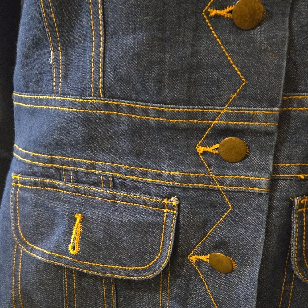 Newport News Blue Jean Jacket Structured Silhouette - Picture 3 of 8